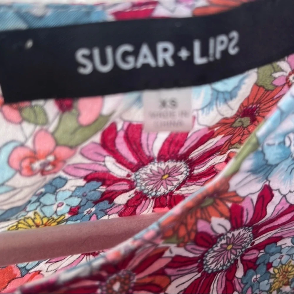 Sugar+L!ps Flirty  Flower Power‎ Balloon Sleeve Peplum Top Size XS